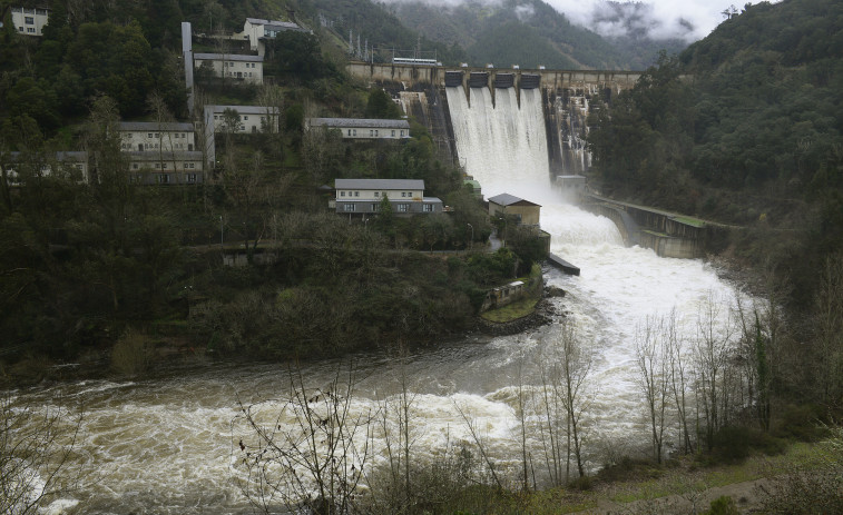 Señales acusticas en Ourense para celebrar un simulacro de riesgo de inundaciones en las presas del Miño