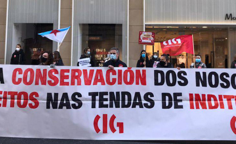 Huelga en Massimo Dutti de As Cancelas en Santiago tras otro cierre por el Plan de Digitalización de Inditex