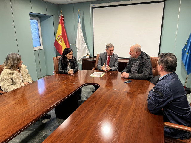 El delegado del Gobierno, José Miñones, en un encuentro en el municipio lucense de Castroverde.