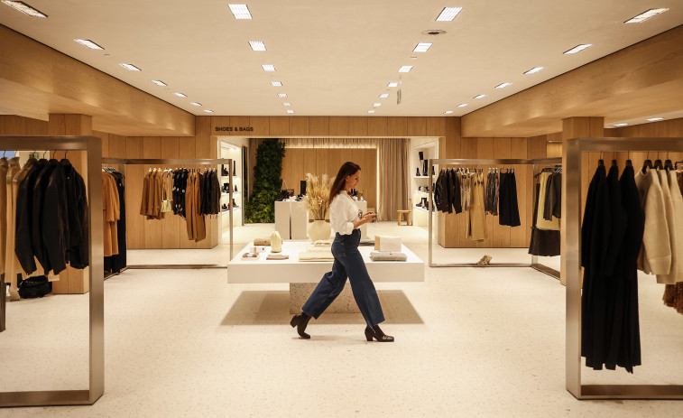 Inditex empieza a cobrar a sus clientes las devoluciones 'online' de las compras en Zara