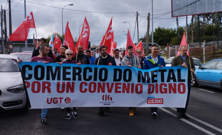 Trabajadores del comercio del metal de Pontevedra logran reducción de jornada tras huelgas y un pacto firmado hoy