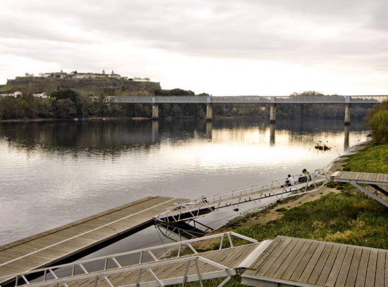 Inquietud en el Eixo Atlántico al seguir sin licitar la mitad del tramo entre Vigo y la frontera con Portugal