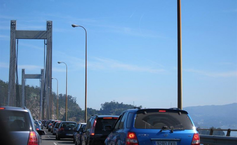 ​Un accidente en el Puente de Rande provocó atascos hasta el centro de Vigo