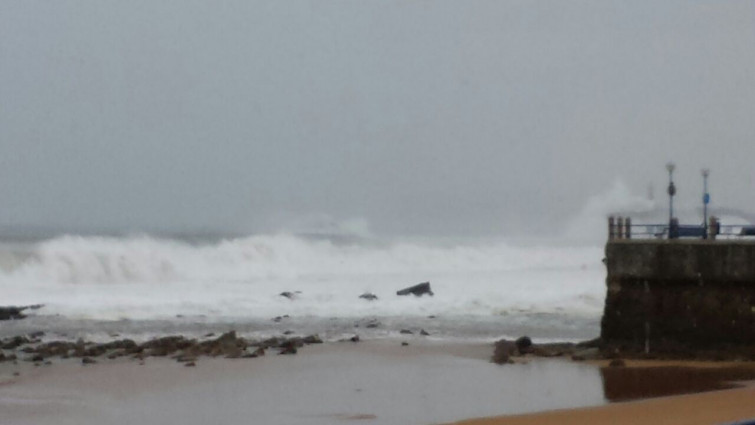 Galicia comienza la semana con viento y lluvia