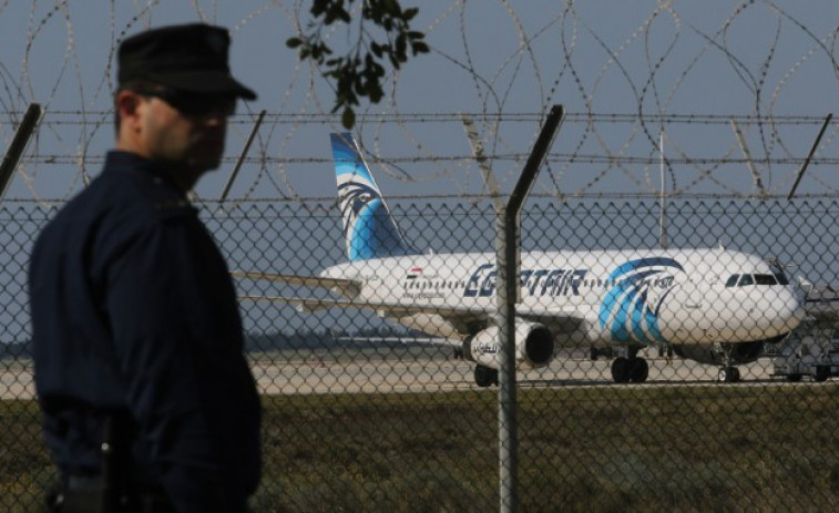 Detenido el secuestrador del avión de EgyptAir