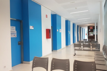 Archivo - Centro de salud de Galicia con profesionales de Atención Primaria en huelga el 19 de junio.