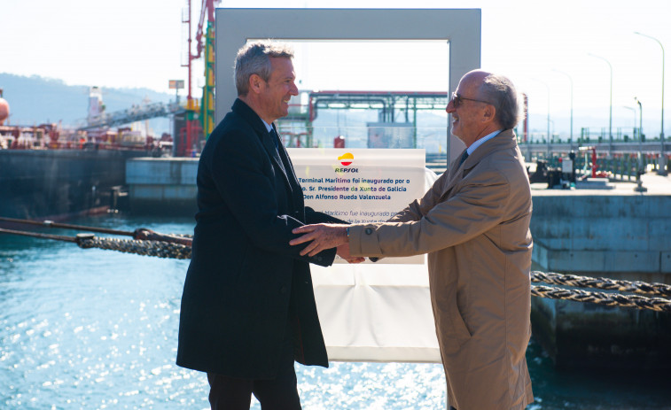 Repsol se cambia del puerto interior al puerto exterior de A Coruña con su nueva terminal marítima