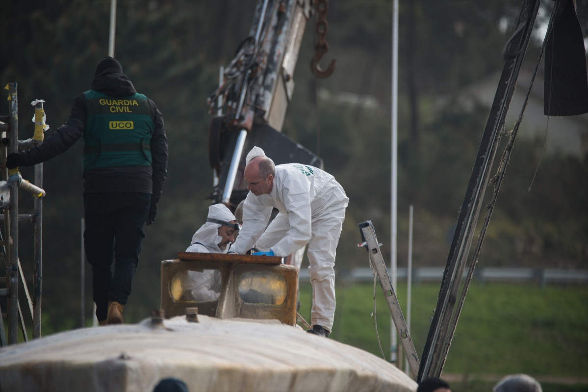 EuropaPress 5053596 guardia civil subida semisumergible fabricacion artesanal puerto xufre 14