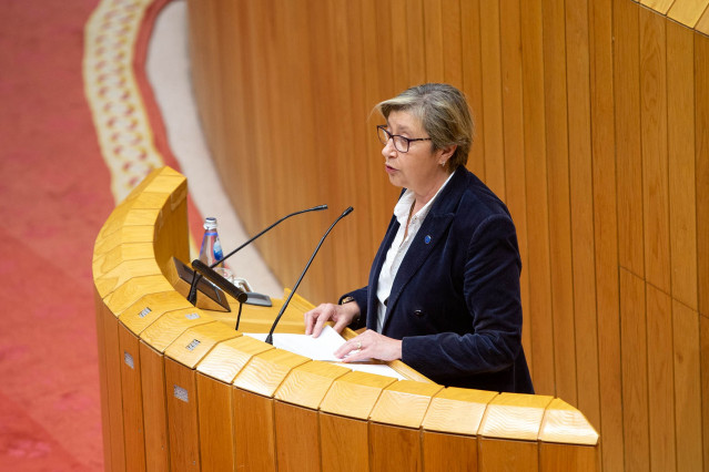 Archivo - La conselleira do Mar, Rosa Quintana, comparece en el Parlamento de Galicia