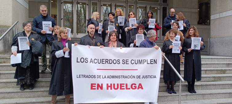 Letrados de justicia gallegos votan apoyar al Comité de Huelga y mantener la huelga hasta la firma del acuerdo