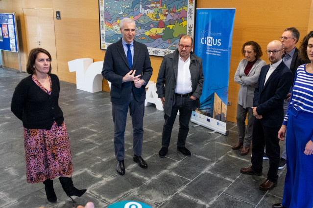 La directora de la Axencia Galega de Innovación, Patricia Argerey, visita el proyecto Traffikgene, liderado por Javier Montenegro e impulsado por el programa Ignicia