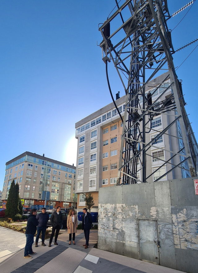 Línea de alta tensión en Narón