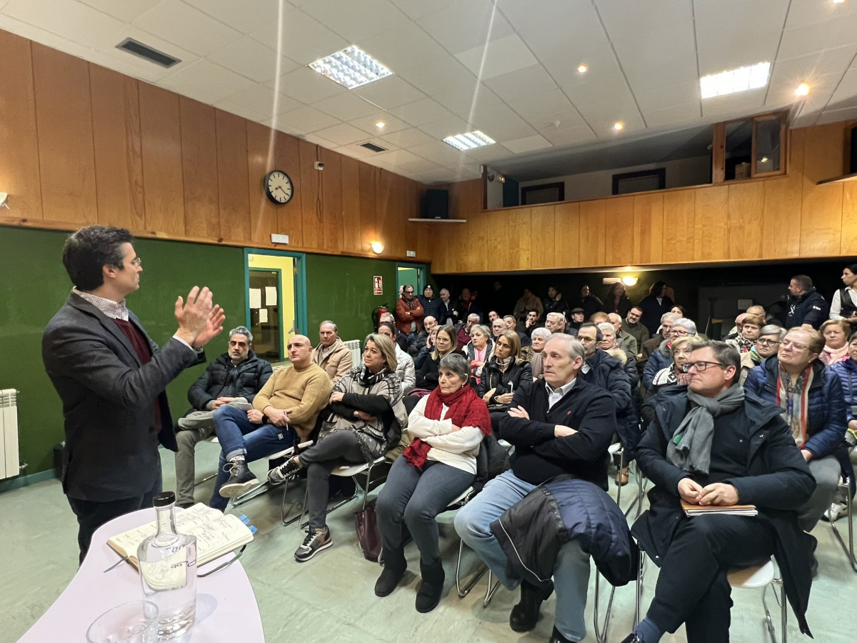 Borja Verea en un acto electoral en San Lu00e1zaro