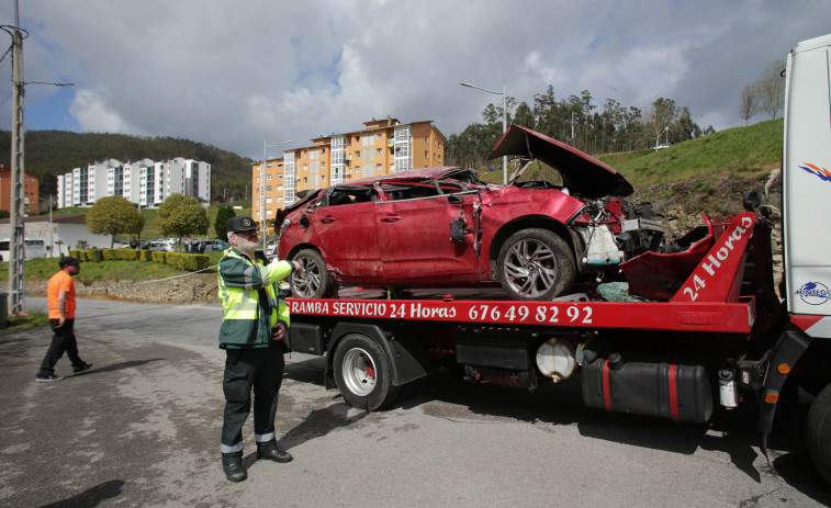 La Guardia Civil investiga las causas del accidente de Xove
