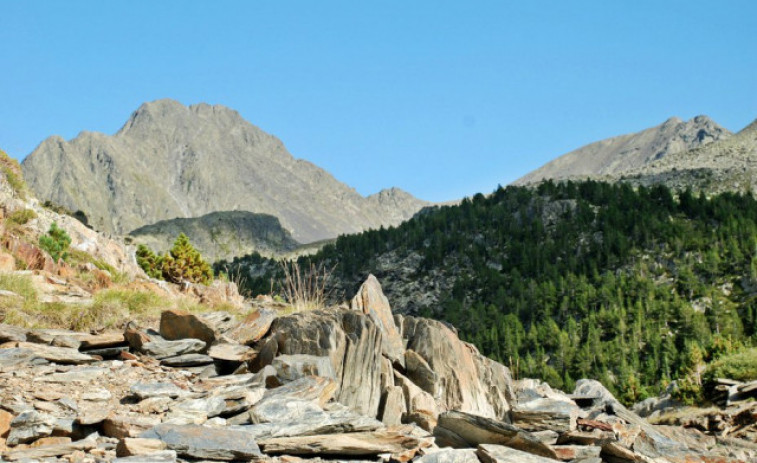 Dos montañeros españoles muerten cerca del pico Carlit de los Pirineos debido al mal tiempo que dificultó su rescate