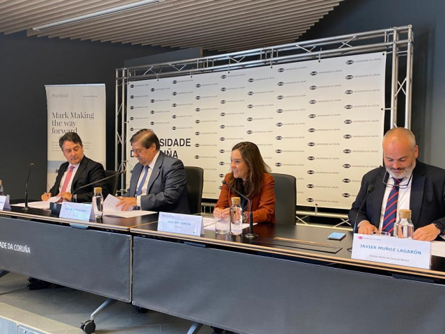 Convenio de la UDC con Minsait