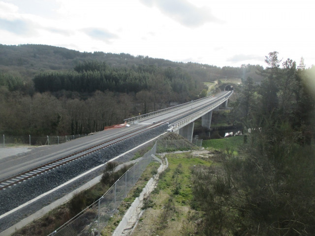 Adif invertirá 21,6 millones en prolongar la variante de A Pobra de San Xiao (Lugo)