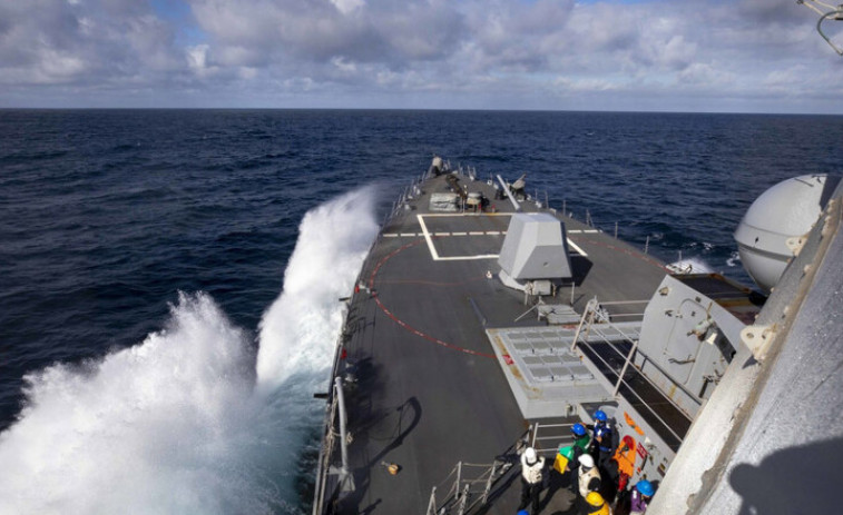 Una fragata de Ferrol, la 'Blas de Lezo', ensaya con fuego real en maniobras de la OTAN