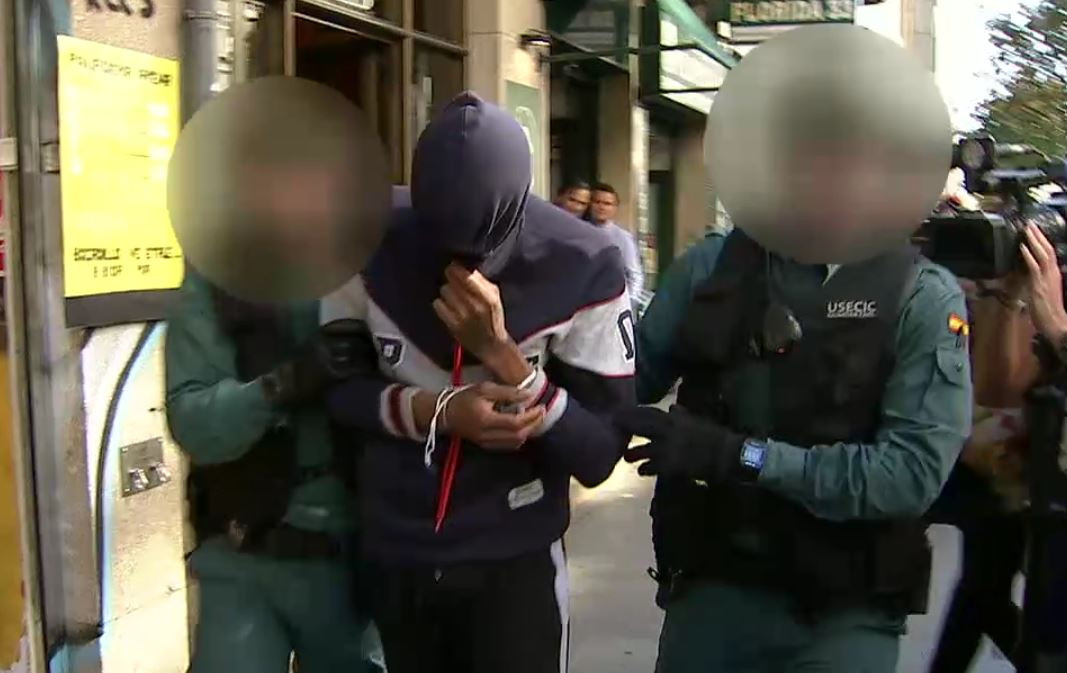 Detenciu00f3n de un supuesto miembro de Los Betas de Vigo en una imagen de la CRTVG en 2018