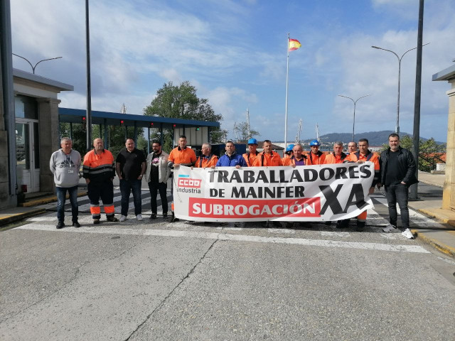 Concentración de los trabajadores de Mainfer a las puertas de Navantia Ferrol