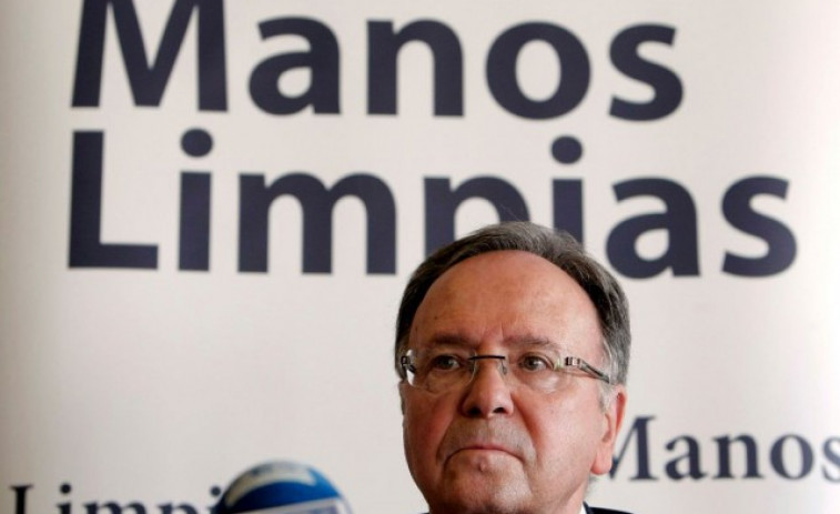 Detienen por supuesta extorsión al secretario general de Manos Limpias