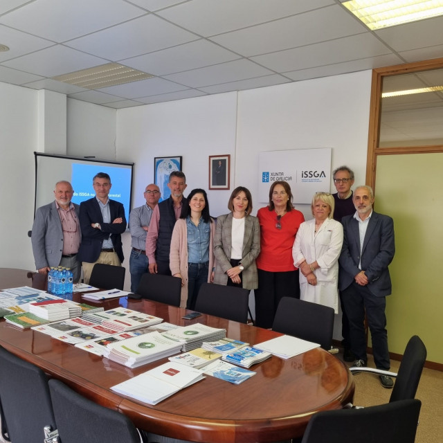 La Consellería de Promoción do Emprego e Igualdade evaluó con la Asociación Provincial de Empresarios de la Primera Transformación de la Madera de Lugo (Lugomadera) las actuaciones que se están llevando a cabo desde el Instituto de Seguridad y Salud Labor