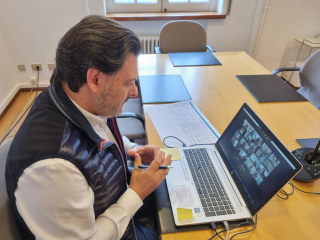 La Secretaría Xeral Da Emigración Ha Informado Este Viernes Que El Secretario Antonio Rodríguez Miranda Ha Asistido A Las Sesiones Iniciales Y Telemáticas Del Programa Merlo, Que Es  Desarrollado Por La Fundación Ronsel Y Subvencionado Por La Xunta