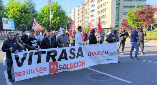 Protesta de trabajadores de Vitrasa, concesionaria del bus urbano de Vigo, el 19 de mayo de 2023.