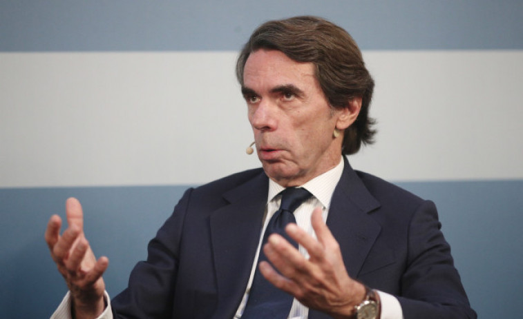 Aznar entra en la campaña electoral del PP utilizando a ETA