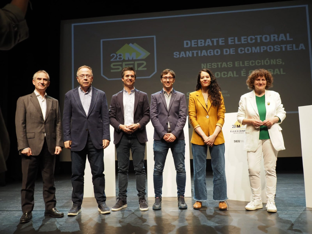 Candidatos a la alcaldu00eda de Santiago en una foto de Radio Galicia