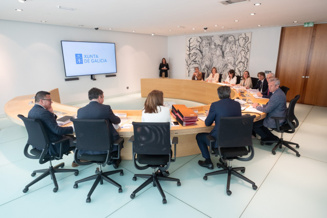 O Titular Do Executivo Galego, Alfonso Rueda, Preside A Reunin Do Consello Da Xunta. Santiago De Compostela, 19/05/2023.