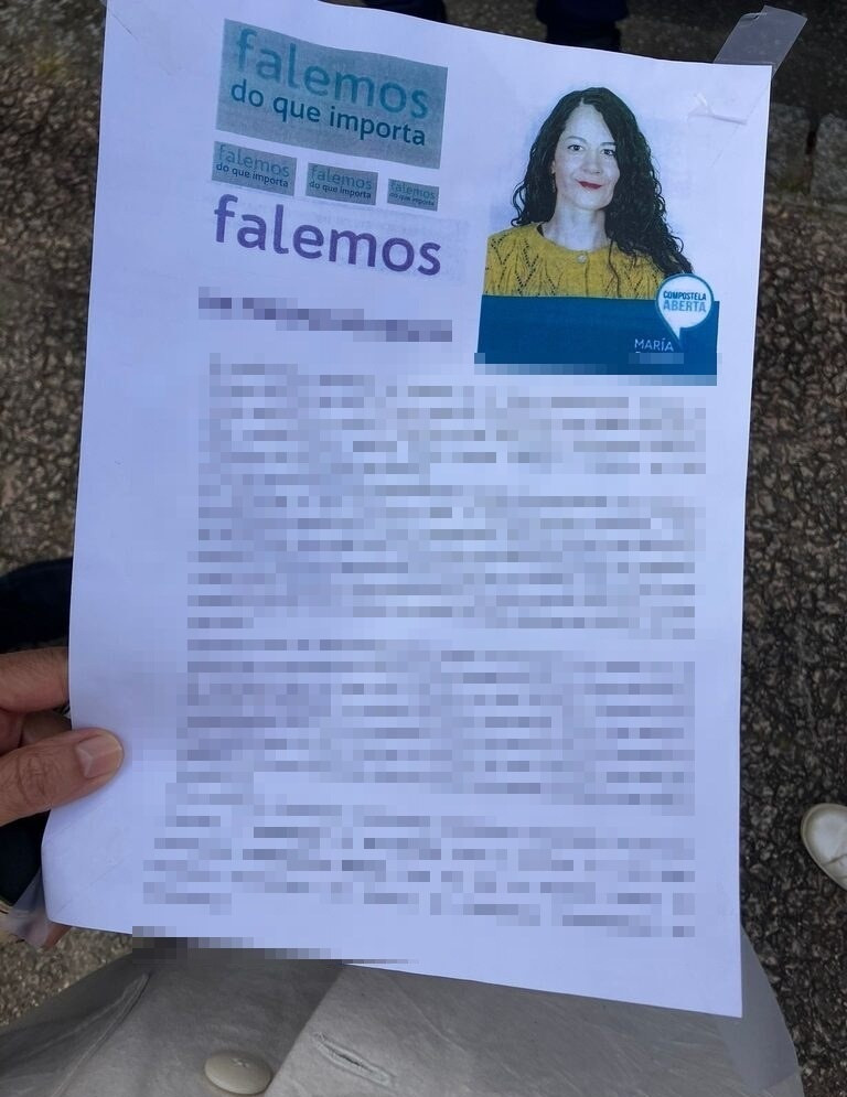 Panfleto Compostela aberta pixelado
