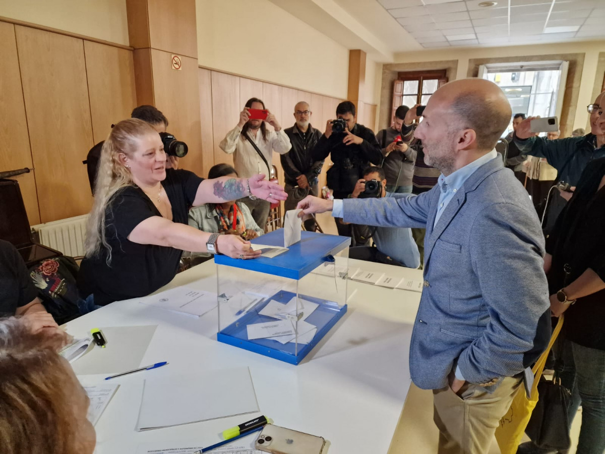 Ju00e1come votando el 28M en una imagen del PSdeG