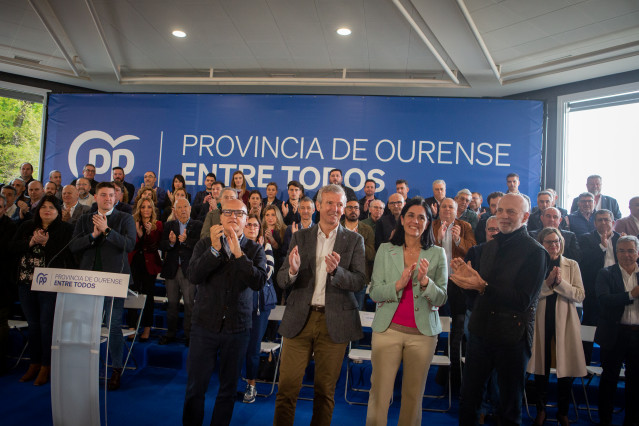 Archivo - (I-D) El presidente de PP de la provincia de Ourense, Manuel Baltar, el presidente del Partido Popular de Galicia?, Alfonso Rueda, la secretaria general del Partido Popular de Galicia, Paula Prado, y el candidato del PP a la Alcaldía de Ourense,