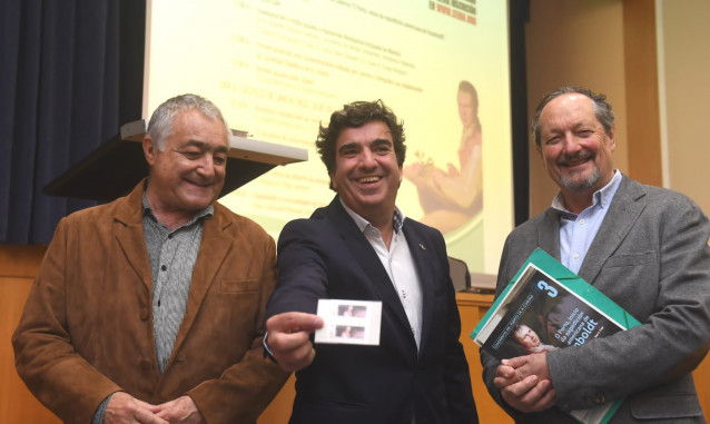 Presentación de las jornadas medioambientales promovidas por la Autoridad Portuaria de A Coruña y el CEIDA