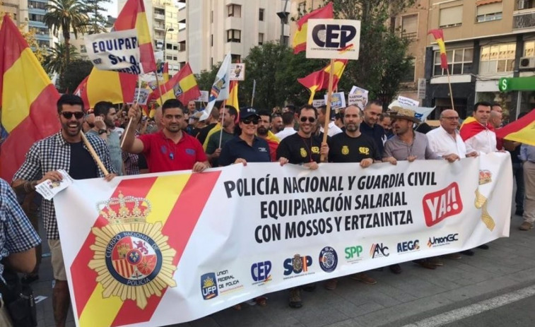 Policías nacionales y guardias civiles, unidos en la defensa de una jubilación digna y la equiparación salarial