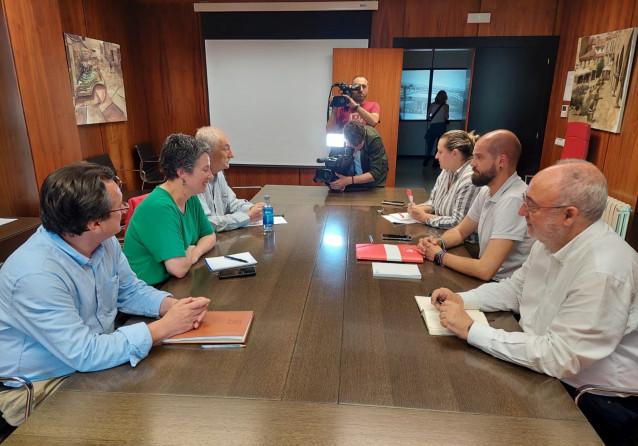 La primer reunión entre BNG y PSOE para un gobierno en Pontevedra sirve para 