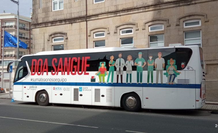 La Xunta ofrece plaza de conductor de autobús de donación de sangre a una persona sin carné para conducir buses, alerta USO