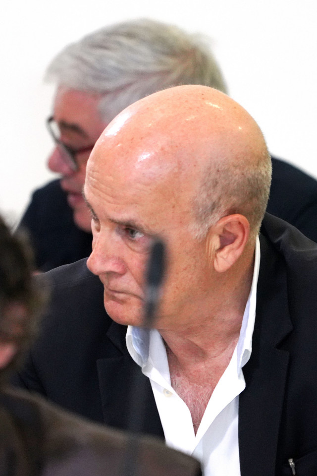 El exdirector de Seguridad en la circulación de Adif, Andrés Cortabitarte, durante una nueva jornada del juicio del accidente ferroviario del Alvia, en la Ciudade de Justicia, a 20 de junio de 2023, en Santiago de Compostela, A Coruña (España). Una nueva