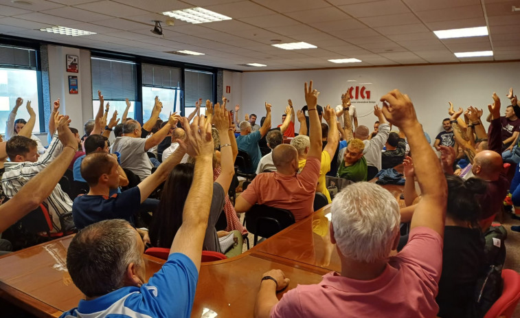 Las asambleas del sector de las ambulancias gallegas votan por ir a la huelga y continuar con las protestas