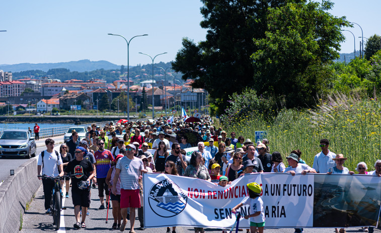 La Plataforma en Defensa da Ría de Pontevedra se manifiesta por un 