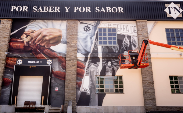 Los murales de Diego As decorarán la nave principal de la gallega Torre de Núñez