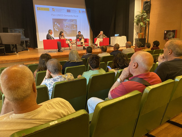 Cerca de 228.000 familias y empresas de Galicia pueden participar del programa del Gobierno para conectarse a internet