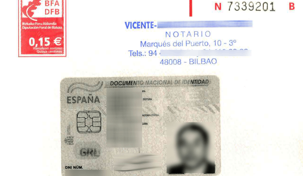 Foto del DNI  de un directivo de Euskaltel en un acta notorial publicada por Lockbit en la Dark Web y censurada por Galiciapress