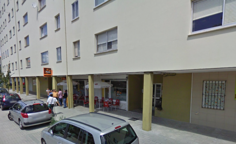 Aparece una camarera apuñalada en un bar de Ferrol