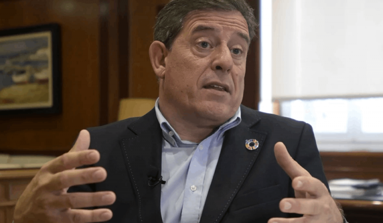 Besteiro: “Votar al Partido Popular y a Vox es votar contra la autonomía gallega”