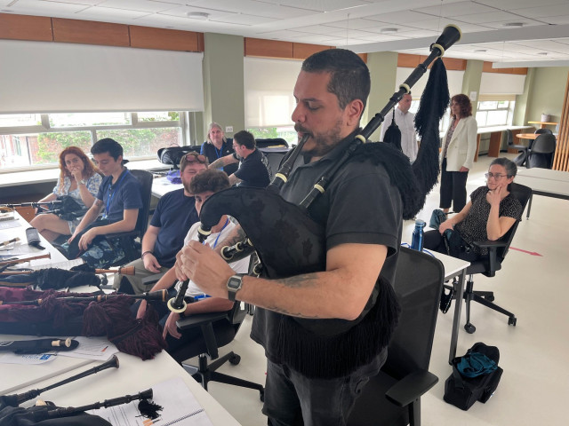 Formación de los participantes en el programa 'Escolas Abertas'