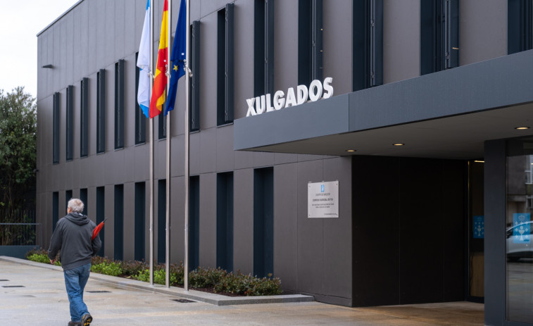 Una santiaguesa logra cancelar una deuda de 34.000 euros por la Ley de Segunda Oportunidad