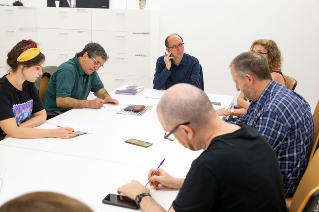 O director xeral de Cultura, Anxo M. Lorenzo, reunirase con representantes da Asociación Galega de Profesionais da Ilustración para abordar a vindeira celebración do Día da Ilustración e o certame Nortear Ilustrado.       foto xoán crespo