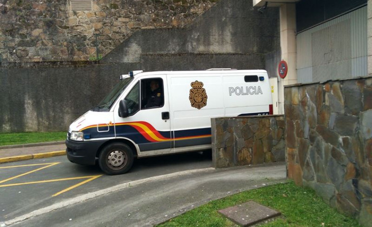 Prisión provisional sin fianza para el cliente detenido por el crimen de Ferrol